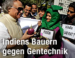 Indiens Umweltminister Jairam Ramesh und Gegner der Genmelanzani
