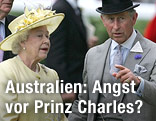 Prinz Charles und Queen Elizabeth II