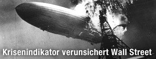 Hindenburg-Zeppelin beim Absturz