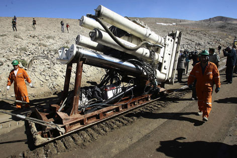 © APA/EPA/Esteban Gonzalez Schweres Bohrgerät