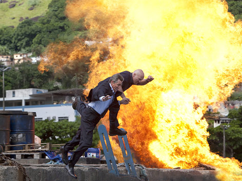 © Twentieth Century Fox Monroe (Eric Roberts) und Dan Paine (Steve Austin)