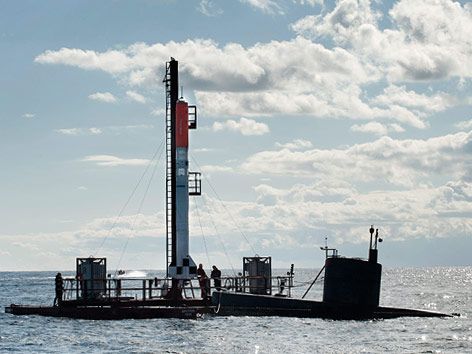 © APA/EPA/Keld Navntoft Rakete auf hoher See