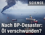 Rauchsäule der Ölplattform Deepwater Hoizon
