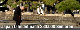 Ein älterer Mann in Tokio