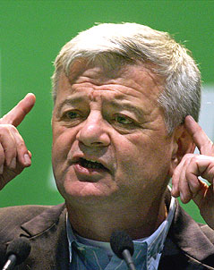 © Reuters Joschka Fischer