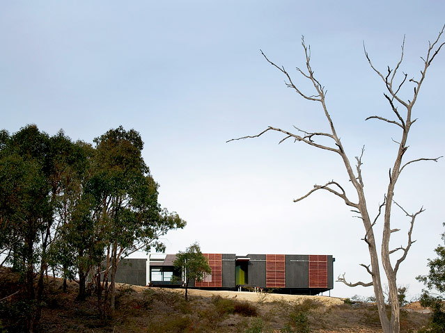 © John Gollings Pleysier Perkins, Mod House for Prebuilt Pty Ltd., Kilsyth, Victoria, Australia, 2005