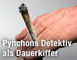 Joint in einer Hand