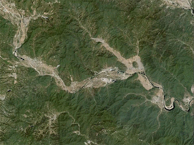 Satellitenaufnahme eines Teils der Chinesischen Mauer