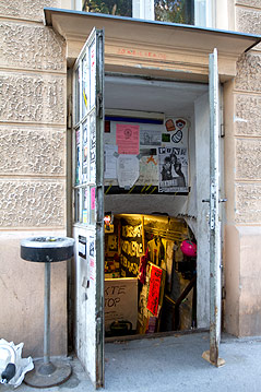 © ORF.at/Wolfgang Rieder Eingang der Bikekitchen