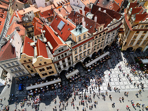 © Fotolia/Rantanplanx Prager Altstadt