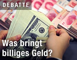 Yuan- und Dollarnoten