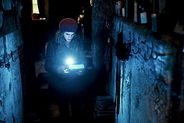 © 2010 Warner Bros. Ent. Harry Potter Publishing Rights Filmszene aus "Harry Potter und die Heiligtümer des Todes"