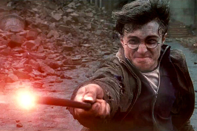 © 2010 Warner Bros. Ent. Harry Potter Publishing Rights Filmszene aus "Harry Potter und die Heiligtümer des Todes"
