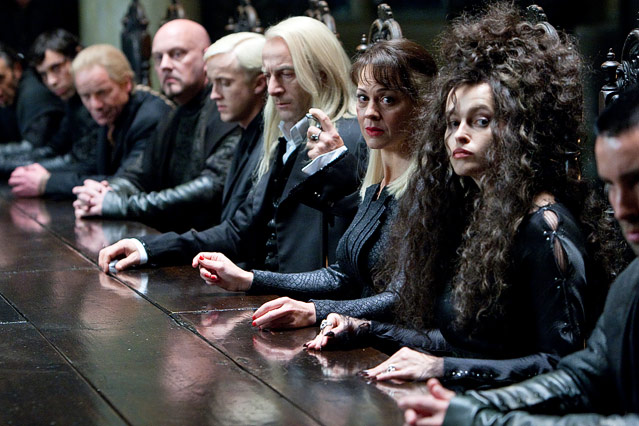 © 2010 Warner Bros. Ent. Harry Potter Publishing Rights Filmszene aus "Harry Potter und die Heiligtümer des Todes"