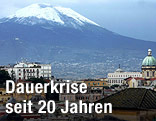 Neapel mit Vesuv im Hintergrund