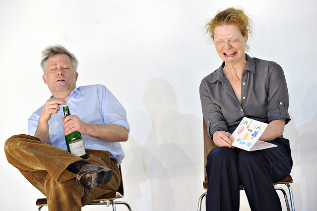 © APA/Robert Jäger Tilo Nest (Frank) und Christine von Poelnitz (Liz)