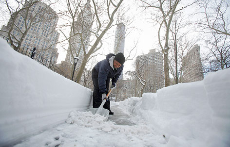 © Reuters/Lucas Jackson New York versinkt im Schnee