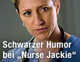Schauspielerin Edie Falco  als Krankenschwester Jackie Peyton