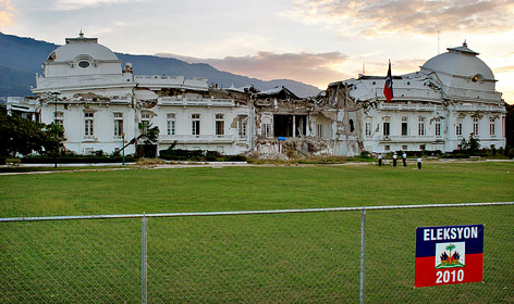 Zerstörter Präsidentenpalast in Haiti
