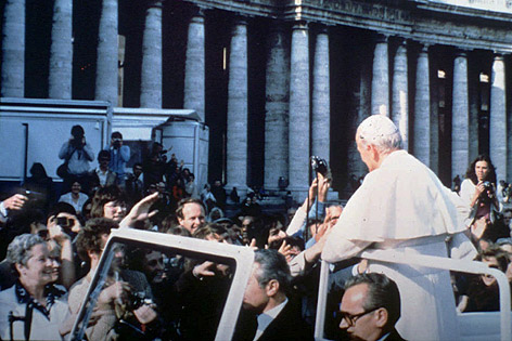 © AP/Arturo Mari Attentat auf Papst Johannes Paul II. am 13. Mai 1981