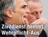Verteidigungsminister Norbert Darabos, Bundeskanzler Werner Faymann und Sozialminister Rudolf Hundstorfer