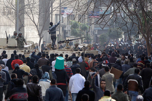 © AP/Ben Curtis Demonstranten in Kairo