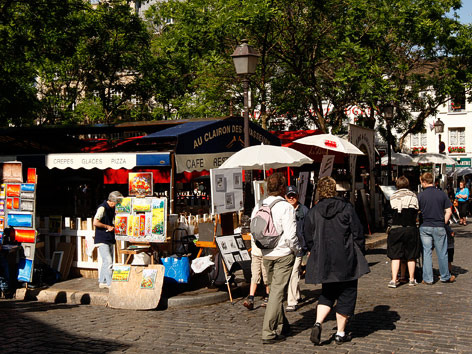 © Reuters/Benoit Tessier Touristen am Platz du Tetre in Montmartre