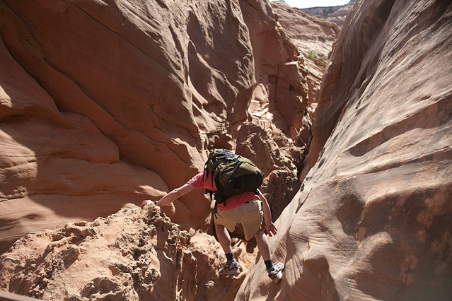 © 2010 Twentieth Century Fox Schauspieler James Franco in einer Filmszene aus 127 Hours