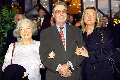 © APA/dpa/Ursula Düren Peter Alexander mit Ehefrau Hilde und Tochter Susanne