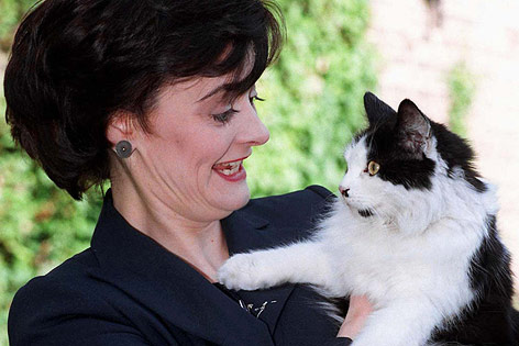© Reuters Cherie Blair und Downing-Street-Katze Humphrey