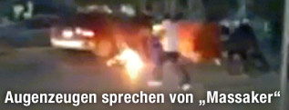 Feuer neben Auto