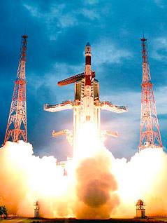 © APA/EPA/ISRO Indische Raumsonde Chandrayaan wird ins Weltall befördert