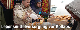 Essensausgabe der Demonstranten