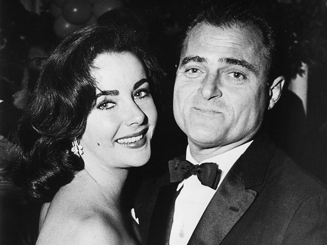© APA/dpa/Bildfunk Elizabeth Taylor und Mike Todd bei einer Party in Greenwich, 1956