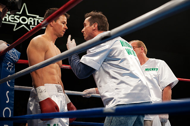 © Central Film Verleih Mark Wahlberg und Christian Bale im Boxring