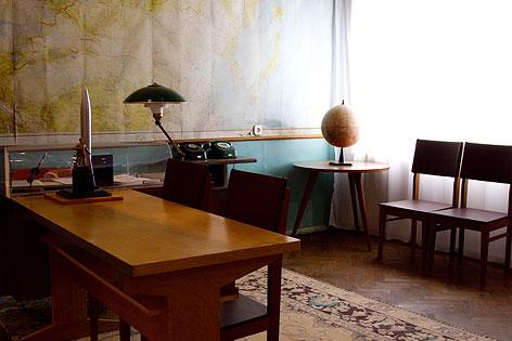 © ORF.at/Sabine Koder Eve Sussman & Rufus Corporation "Yuris Office", Nachbildung von Yuri Gagarin's Büro