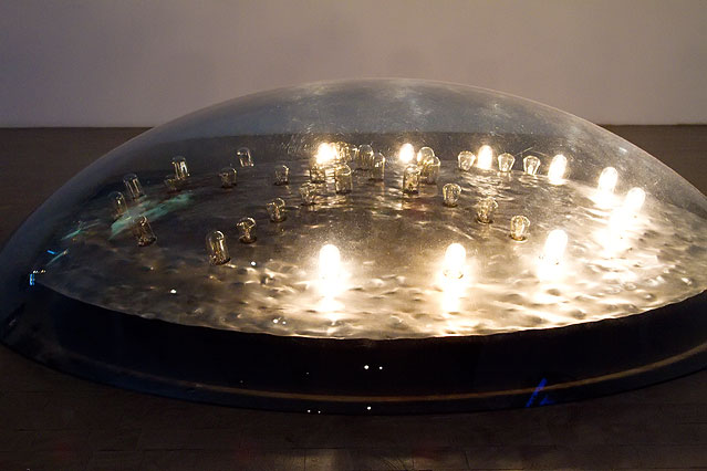 © ORF.at/Sabine Koder Virginie Yasseff "Box Jellyfish", Licht- und Soundinstallation