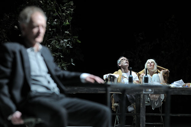 © Burgtheater/Reinhard Werner Szene aus "Das blinde Geschehen"