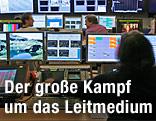 Regieraum einer Fernsehanstalt
