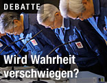 TEPCO-Manager bei einer Pressekonferenz