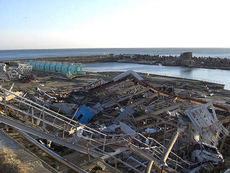 © APA/EPA/TEPCO Zerstörter Reaktor 1 im AKW Fukushima
