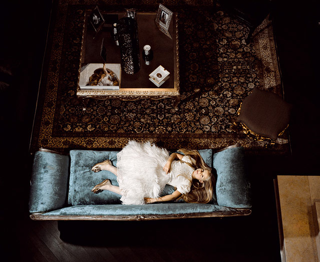 © Anna Skladmann Foto aus Serie "Little Adults" von Anna Skladmann