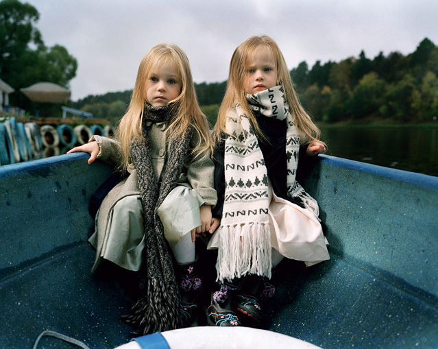 © Anna Skladmann Foto aus Serie "Little Adults" von Anna Skladmann
