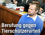 Obmann Martin Balluch (Verein gegen Tierfabriken) w&auml;hrend dem Prozess