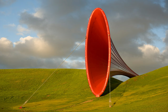 © Anish Kapoor/Jos Wheeler Installation "The Farm"