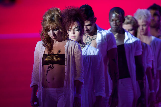 Bühnenshow von Sängerin Natalia Kills