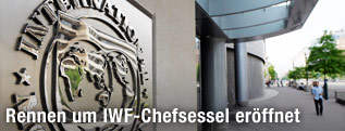 Logo des IWF beim Hauptquartier in Washington D.C.