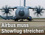 Airbus 400M am Boden und Fluglotse