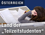 Studentin im Hörsaal