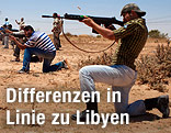 Schie&szlig;ende libysche Rebellen